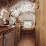 Dixie Airstream - Retro 1970s American Airstream Close To Windermere Prázdninový dům