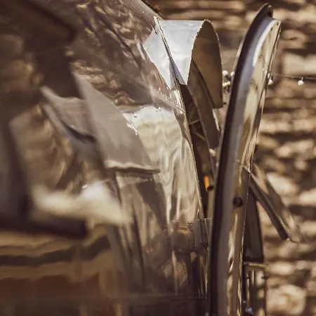 Dixie Airstream - Retro 1970s American Airstream Close To Windermere Dom wakacyjny