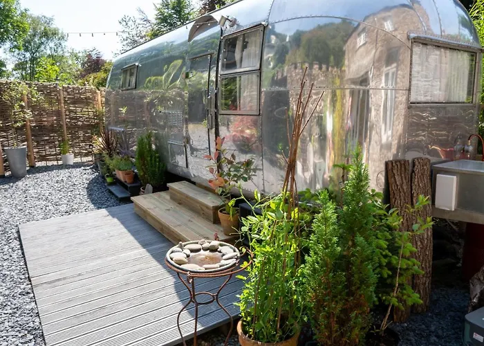 Dixie Airstream - Retro 1970s American Airstream Close To Windermere 펜션 *